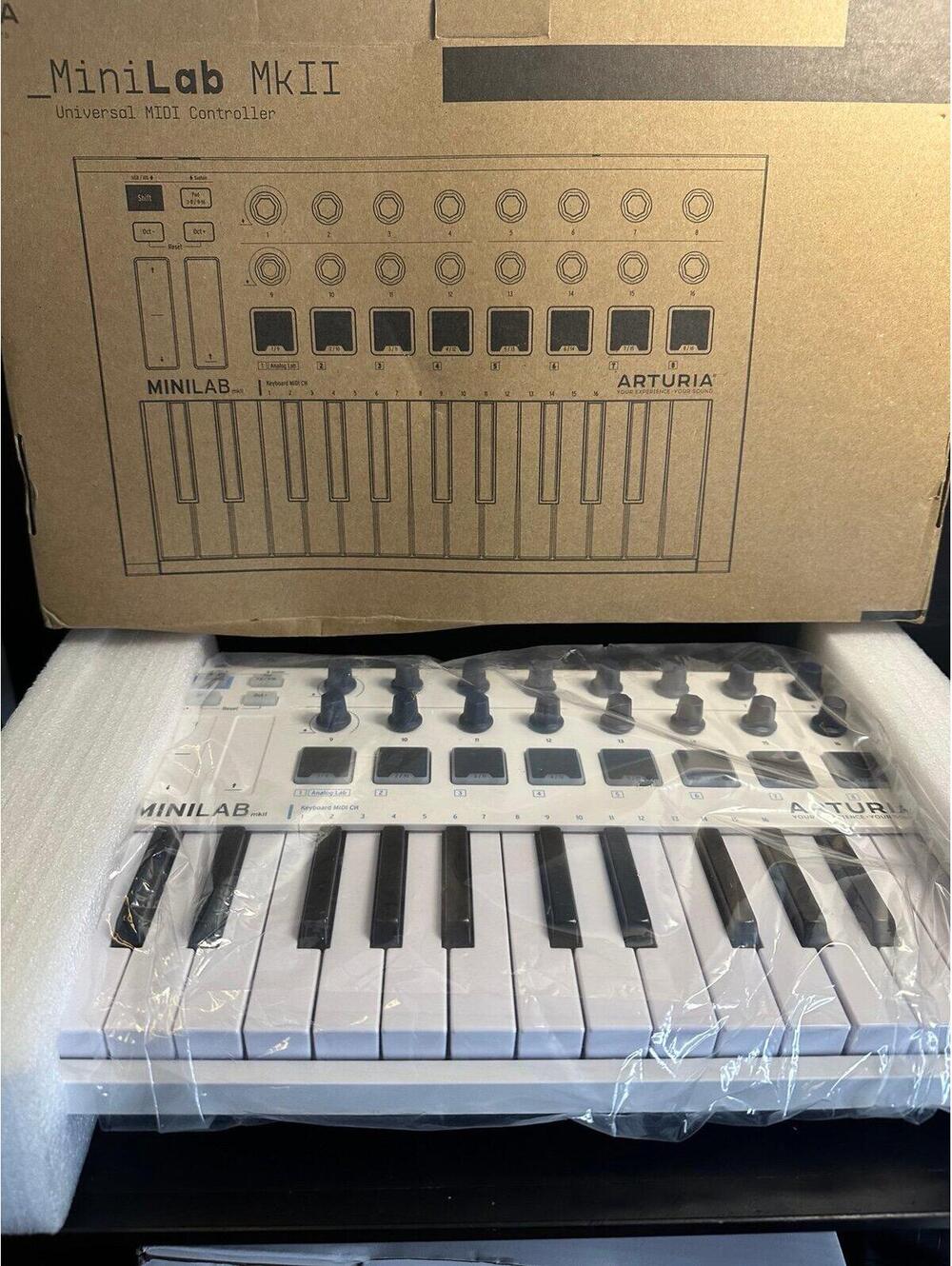 Arturia MiniLab MkII USB MIDI Controller Keyboard – Excellent Condition